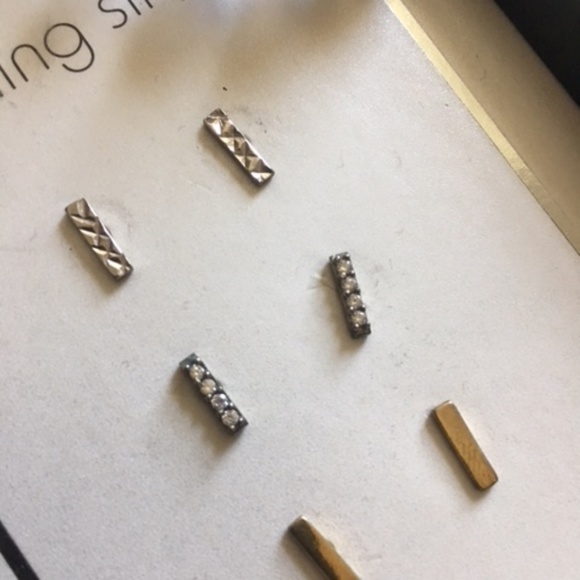 BUNDLE ONLY🆕Sterling Earrings Set - Picture 2 of 2